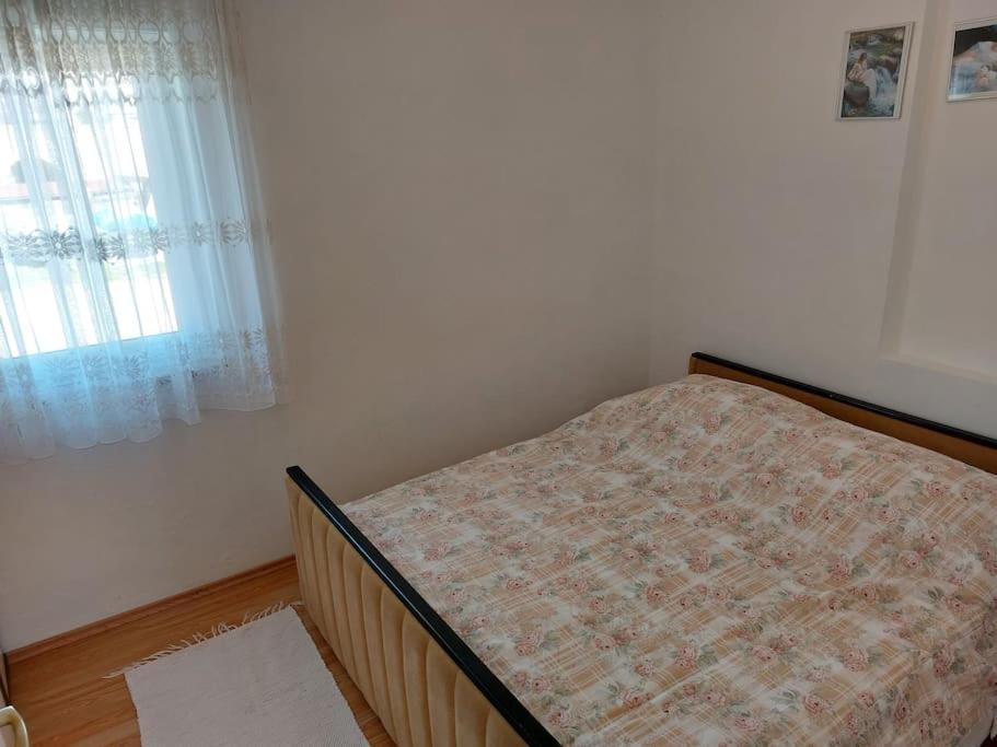 Apartament Matija I Bartol Pirovac Zewnętrze zdjęcie